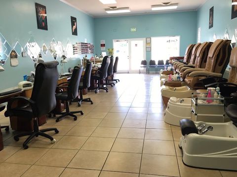 Best Nails, nail salon in Memphis, TN